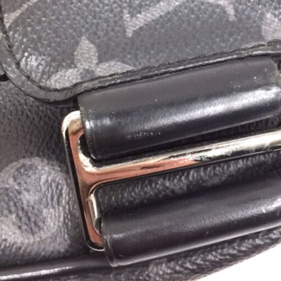 LOUIS VUITTON Bum Bag Monogram Eclipse Black - Picture 10 of 11